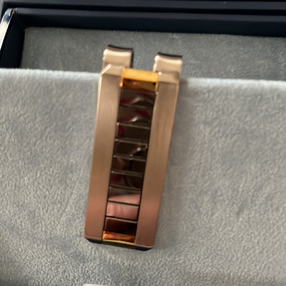 NIB! Dolan and Bullock Tungsten and 18k gold money clip - Picture 2 of 7